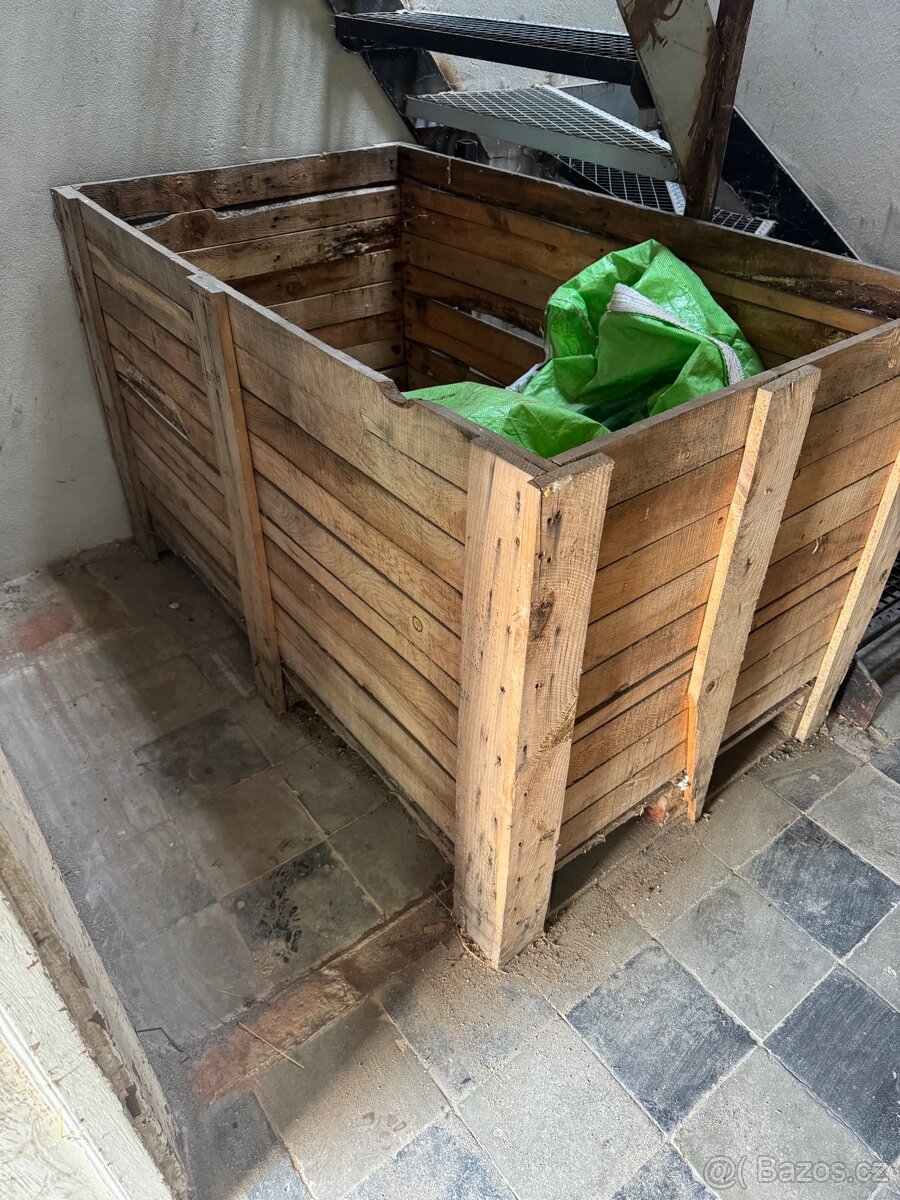 Dřevěná bedna 148x88 - 2