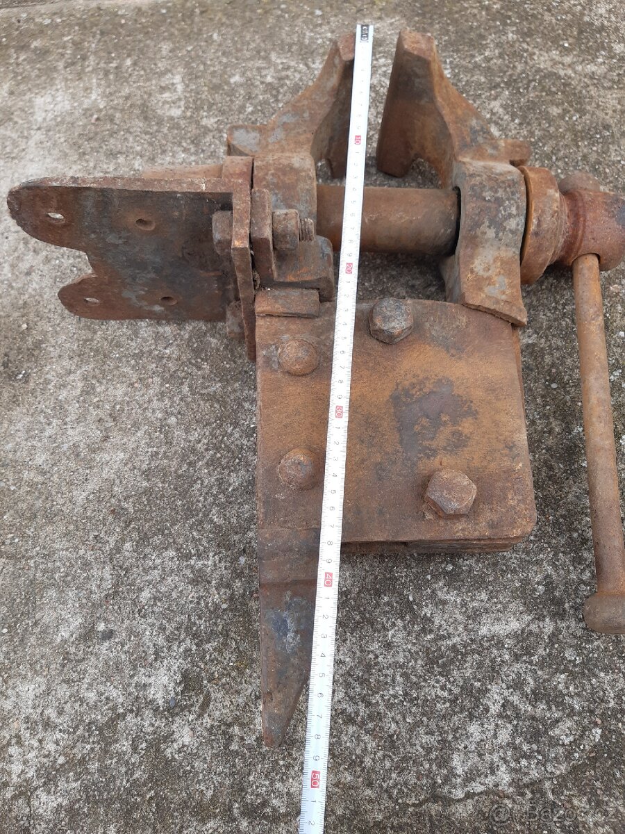 Velký kovářský svěrák, čelisti 125 - 2