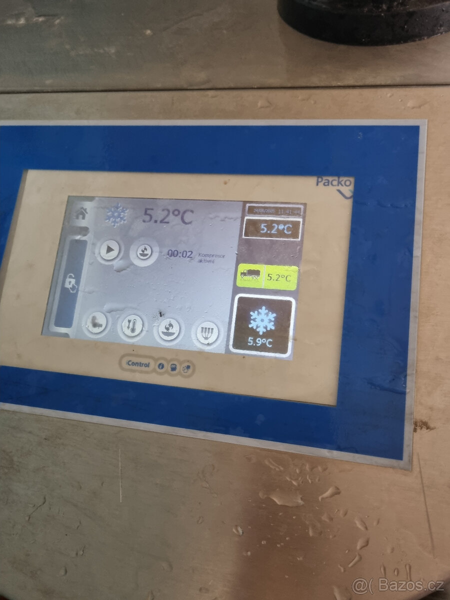 CHLADICÍ TANK NA MLÉKO - 2