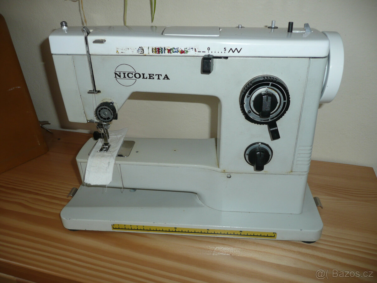 Šicí stroj NICOLETA - 2