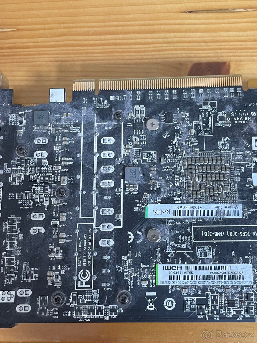 Prodám grafickou kartu Radeon RX 460 - 2