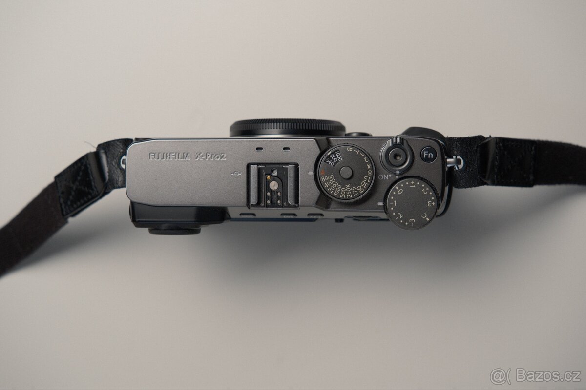 Fujifilm x-pro 2 graphite + příslušenství - 2