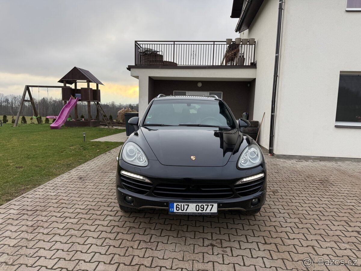 Porsche Cayenne 3.0 TDi 180kw rok- 2011 DPH - 2