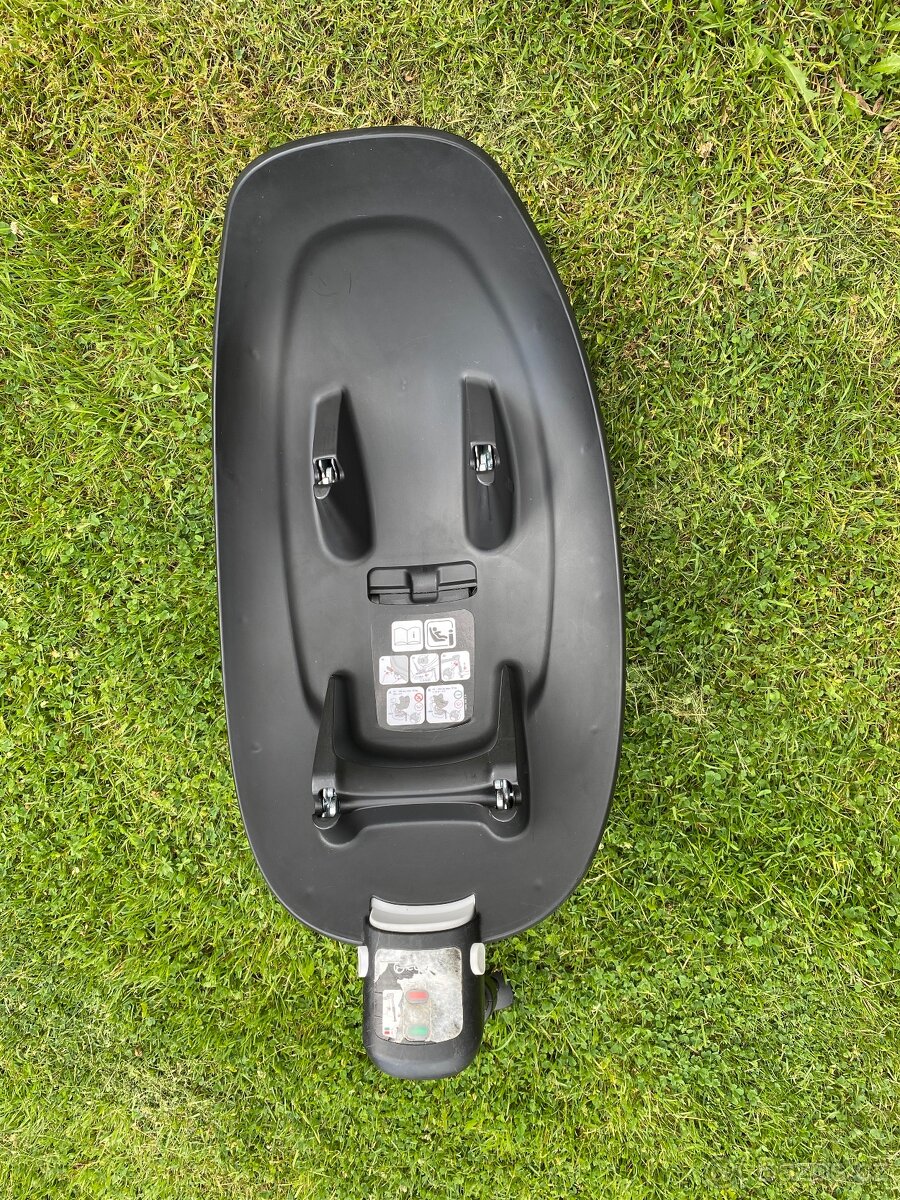 Autosedačka, základna a vajíčko Cybex - 2