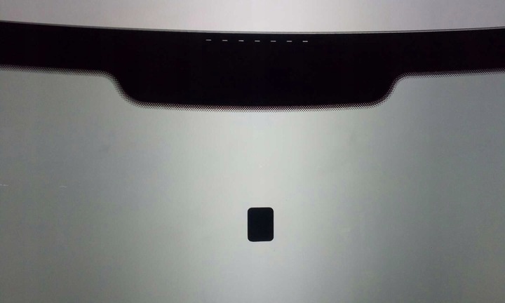 Renault Clio V čelní sklo - 2