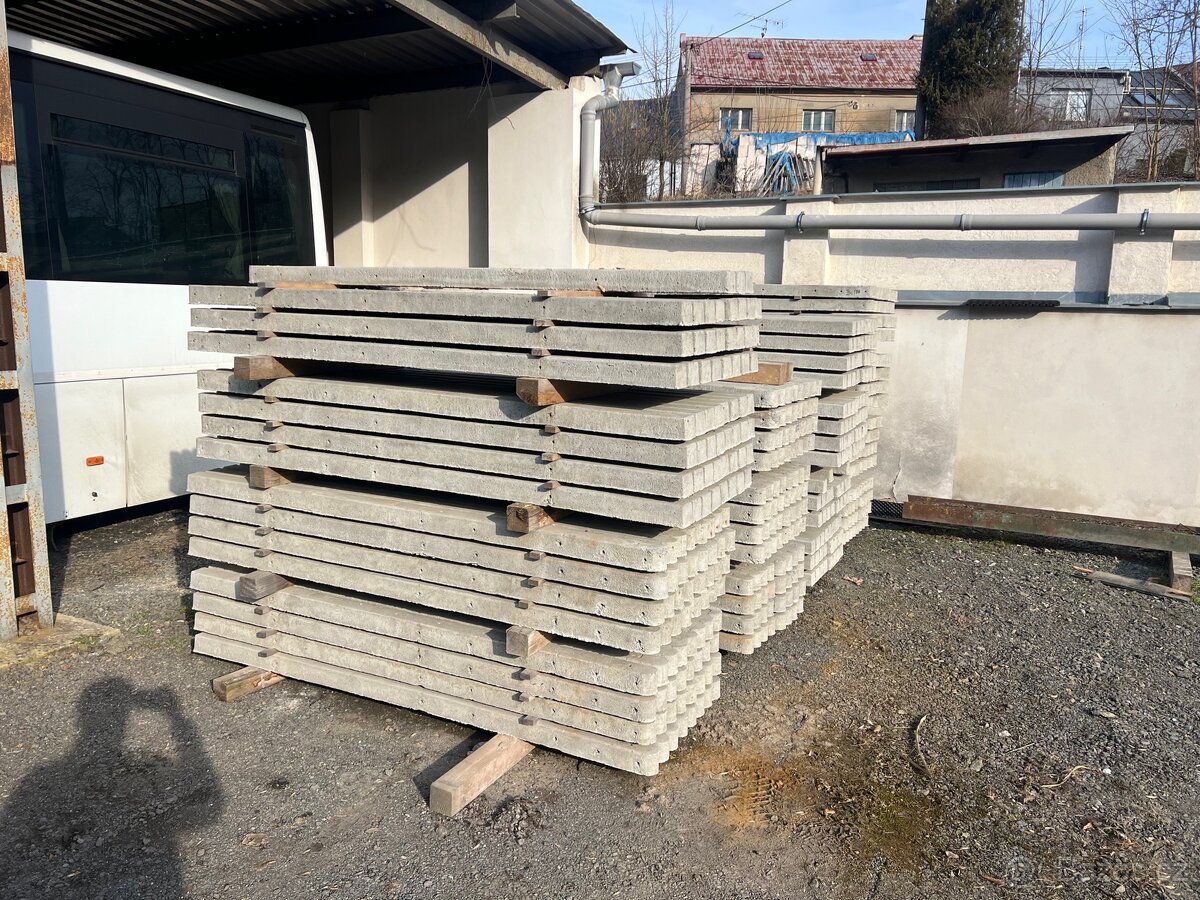 Betonové sloupky - 2