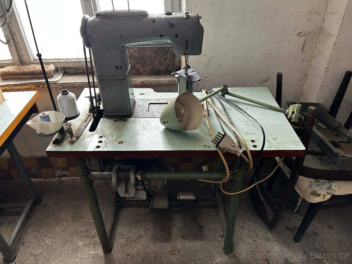 Průmyslové šicí stroje - celkem 3 ks - 2