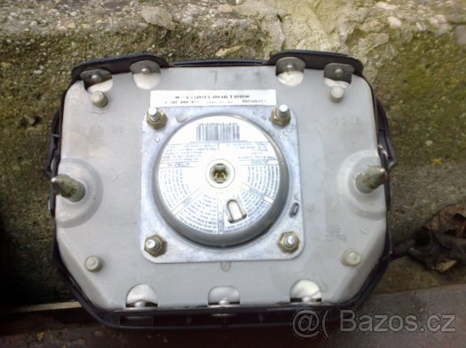 Prodám na škoda octavia I airbag volantu. - 2