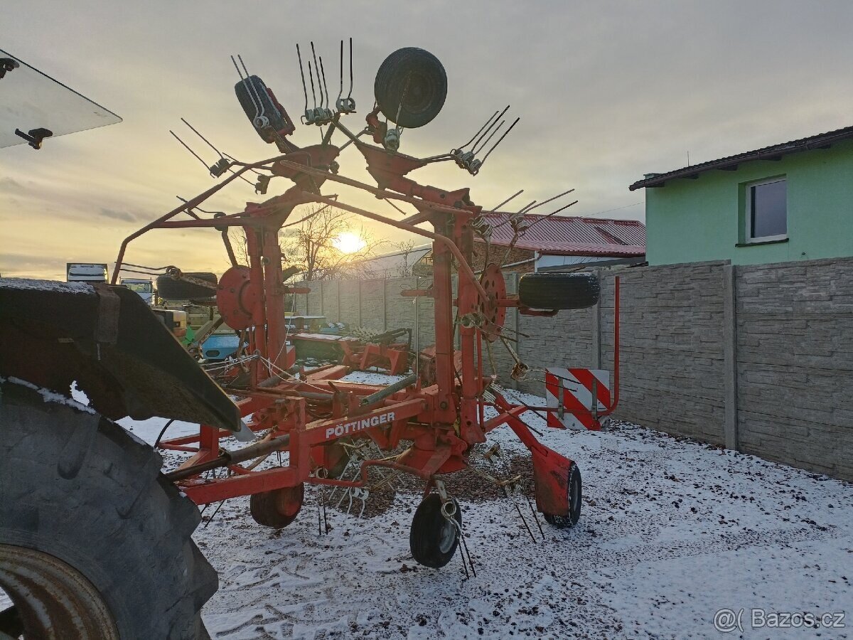 6,9m Obraceč sena PÖTTINGER HIT 69 AZ - 2