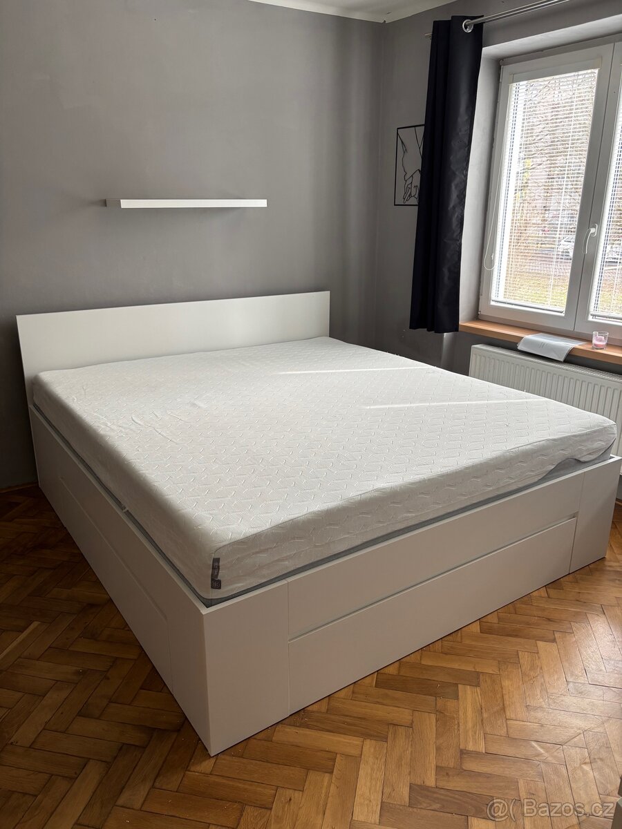 Postel s matrací Jysk 180x200 - 2