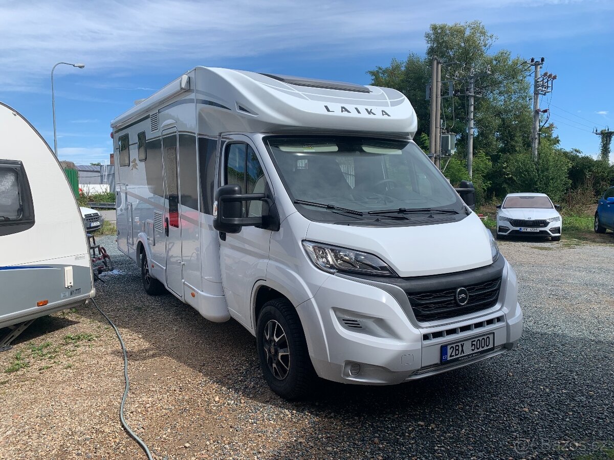 LAIKA KOSMO EMBLEMA 509 - 2