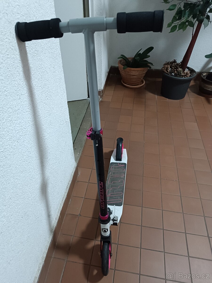 Koloběžka Arcore - 2