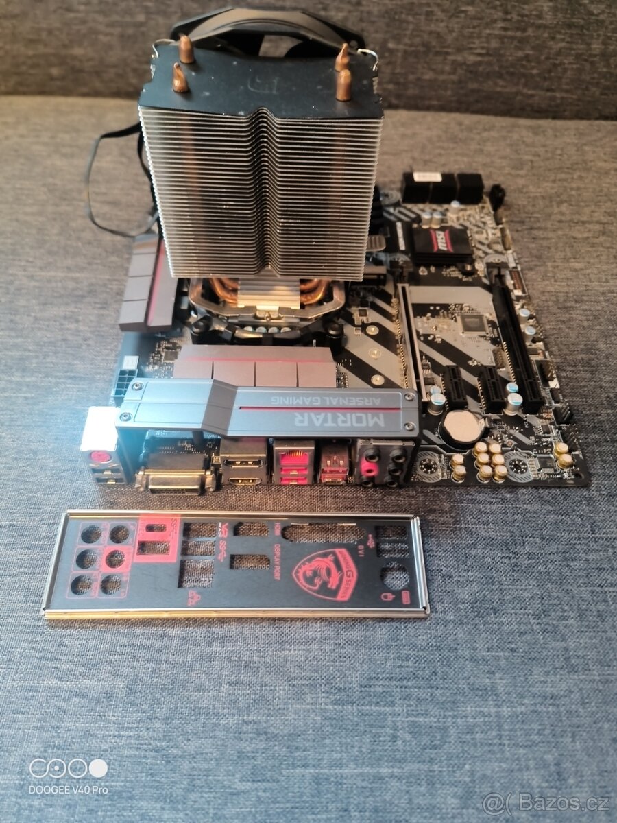 Základní deska s procesorem intel - 2