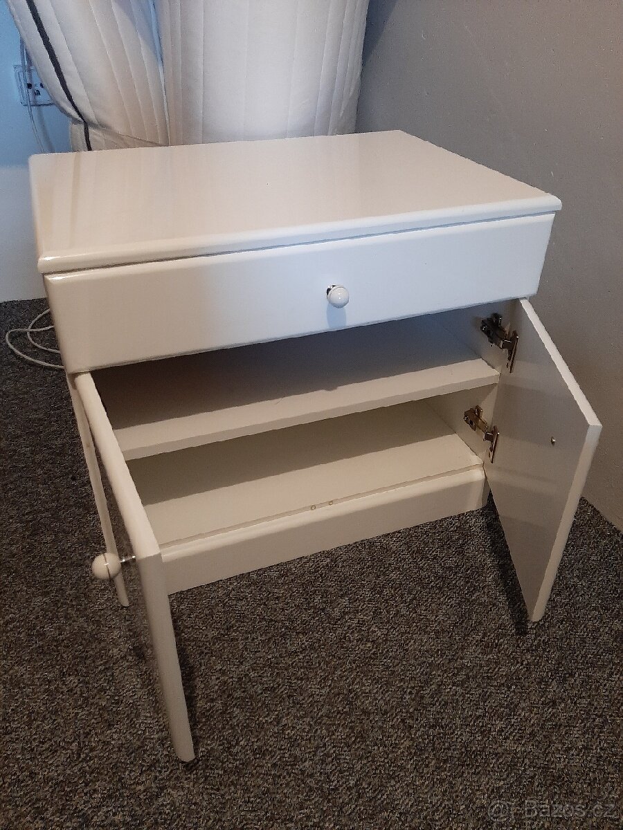 Skriňka - 2