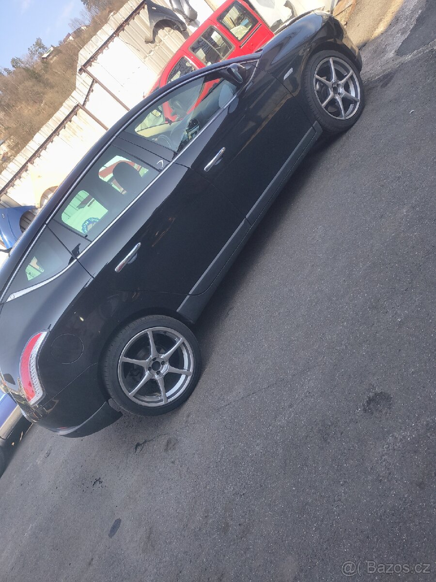 ALU kola 19" - 2