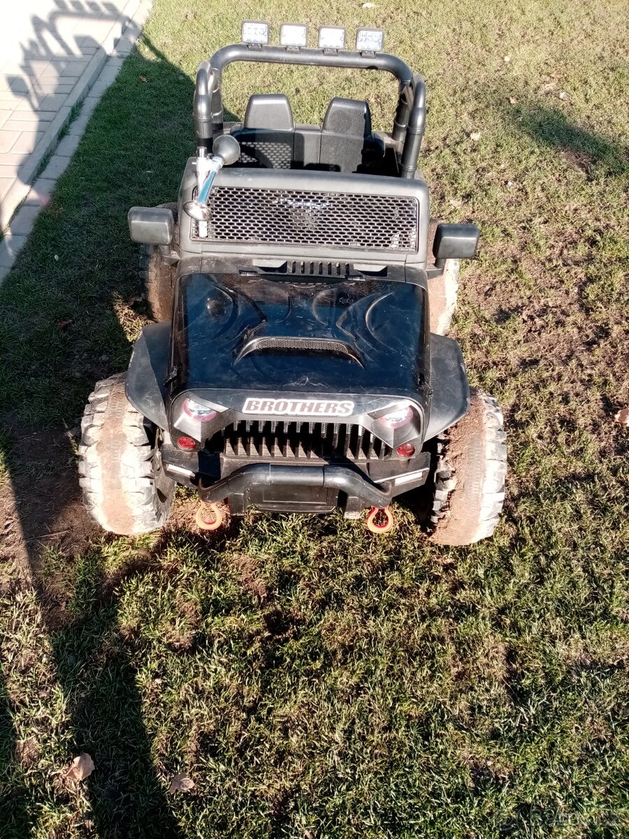 Dětské elektrické auto - 2