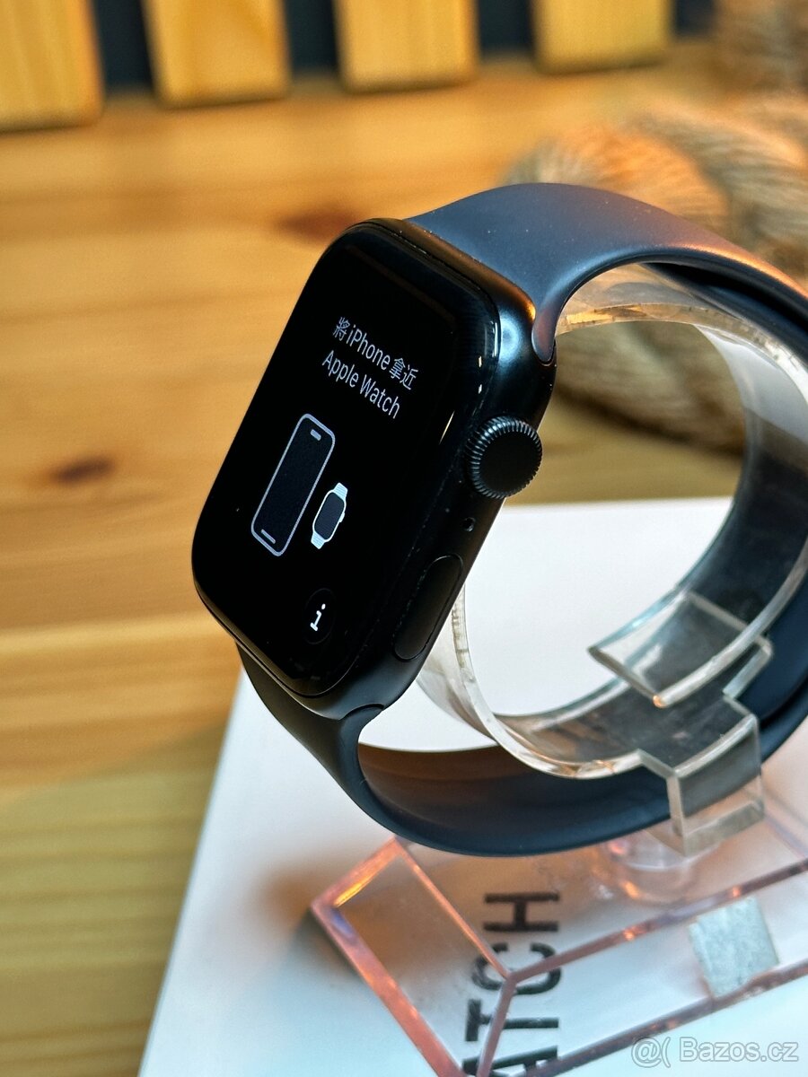 Apple Watch SE(Gen. 2) 44mm - 2