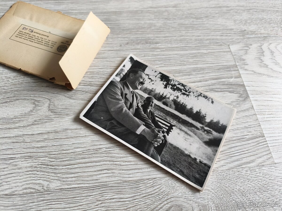 ORIGINÁLNÍ FOTKY HITLER DO ALBA,PŮVODNÍ OBAL - 2