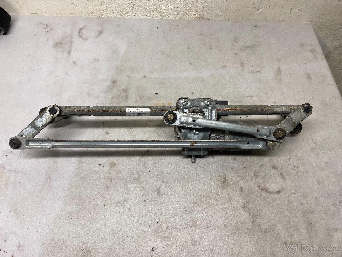 ŠKODA OCTAVIA 2 2004-2013 - MOTOREK PŘEDNÍCH STĚRAČŮ - 2