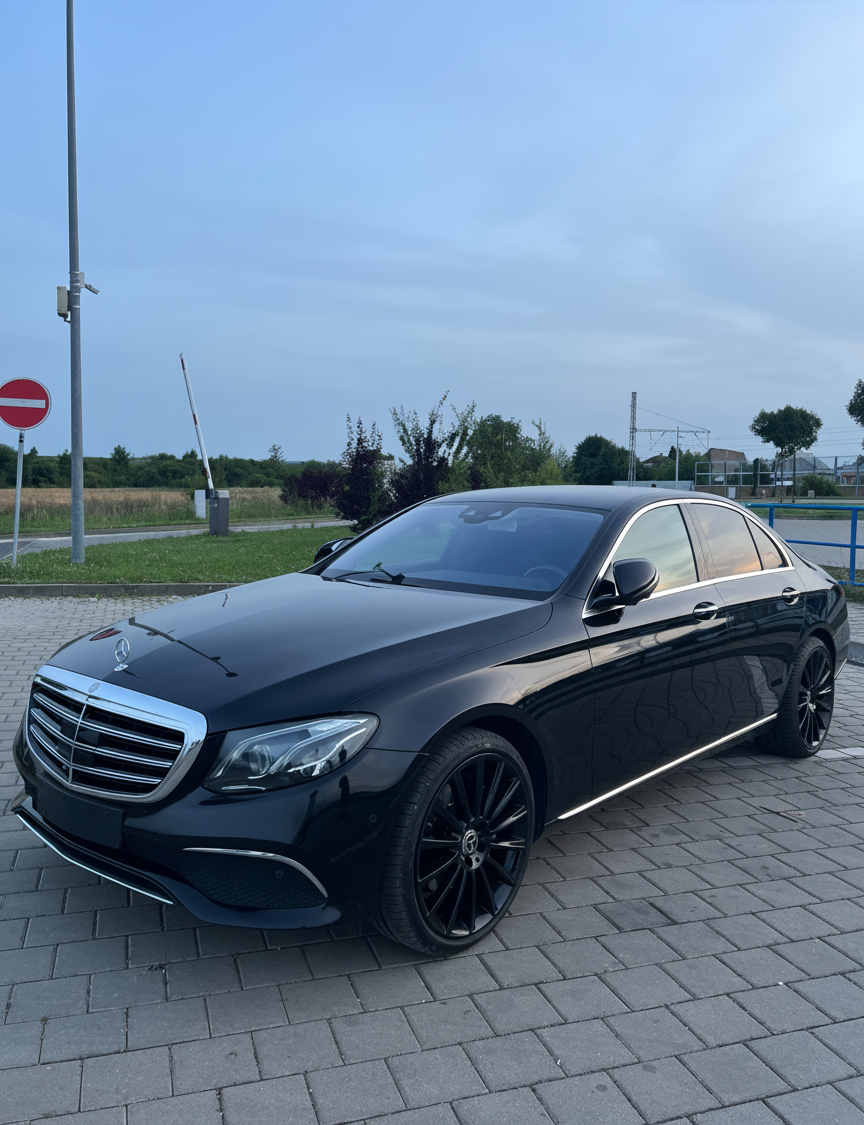 Mercedes-Benz E350 d Exclusive W213 - 2