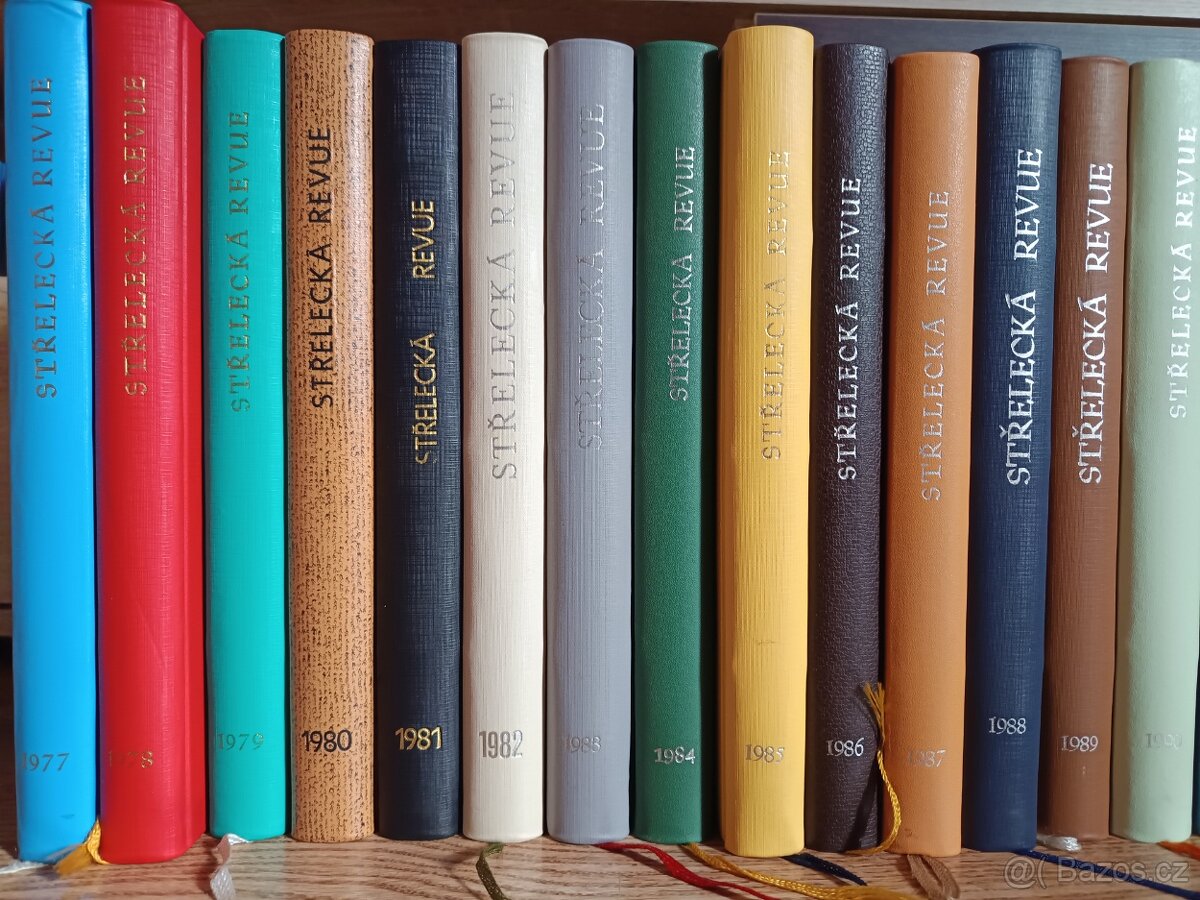 STŘELECKÁ REVUE 1977-2001 (25 knih) - 2