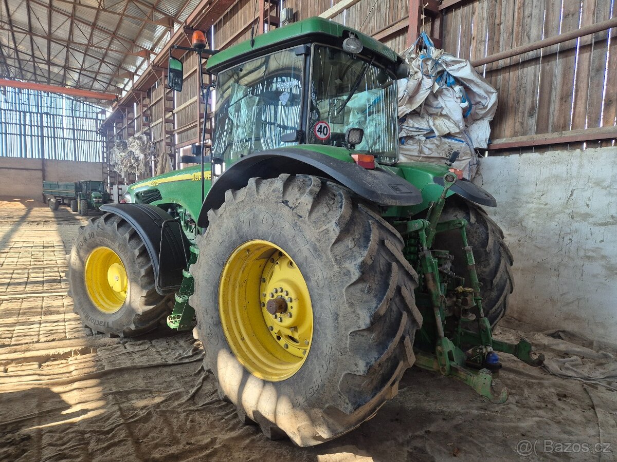 John Deere 8320 - 2