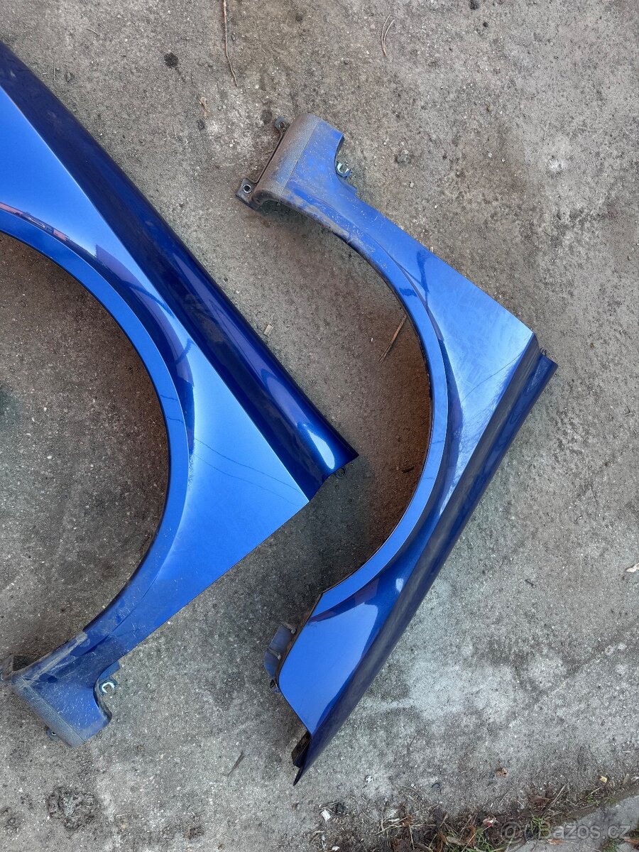 Renault Laguna II blatníky, kapota, 5 dveře - 2