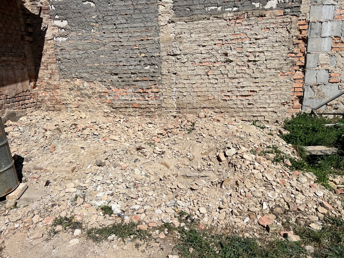 ZDARMA stavební suť a cihly - 2