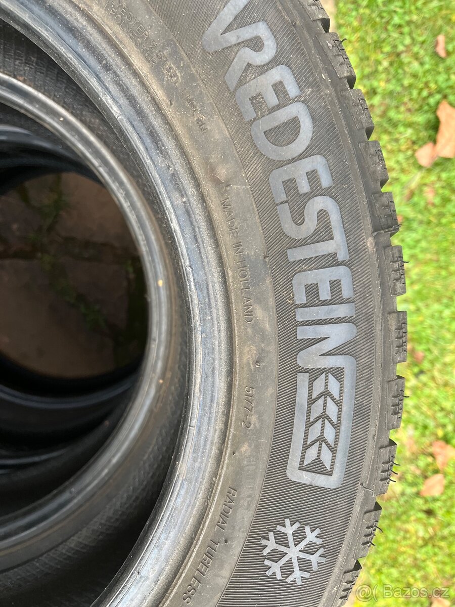 Zimní pneu 185/60 R15 - 2