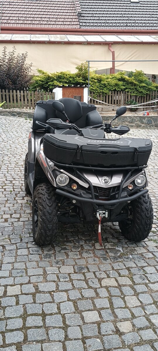 Can-Am Outlender MaX 570