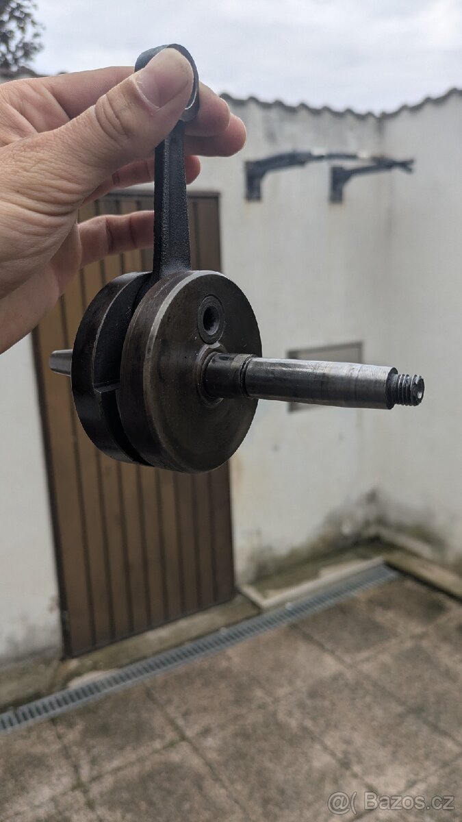 Kliková hřídel Babetta 207 - 2