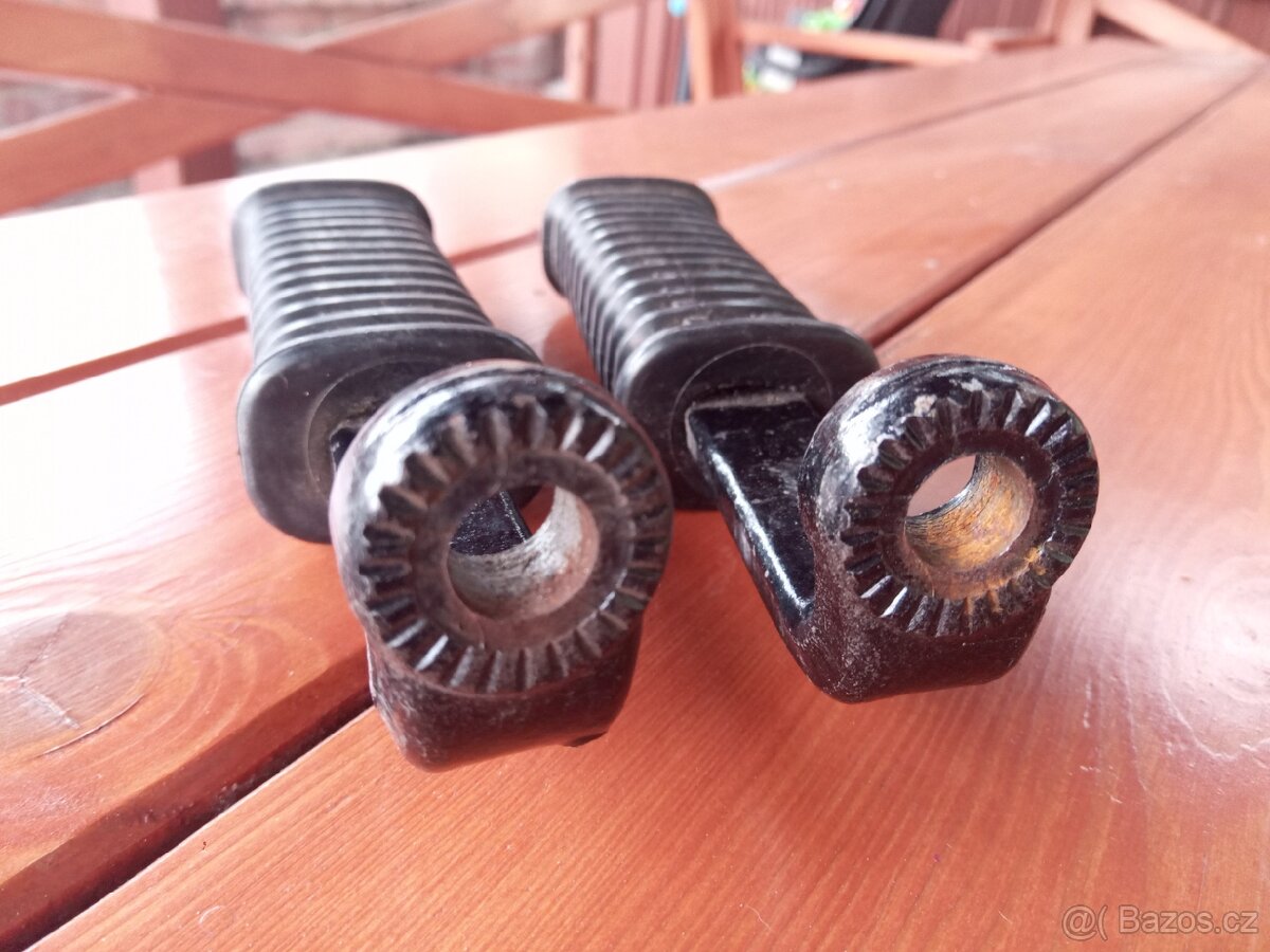 Stupačky Jawa 634 uloženka, nepoužité - 2