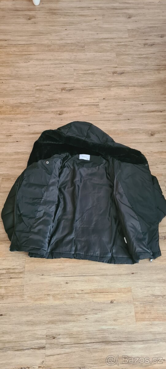 Zimní bunda černá vel.34 - 2