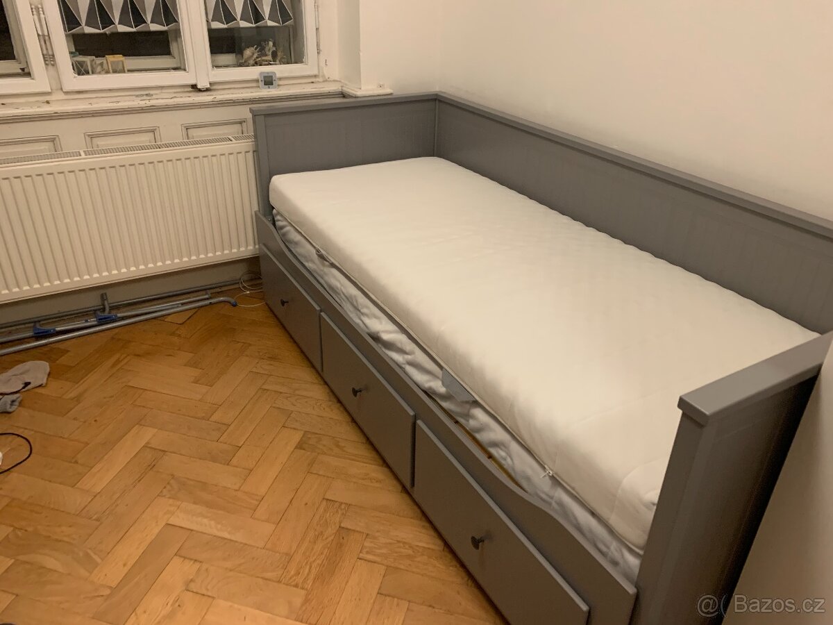 rozkládací postel Hemnes Ikea - 2