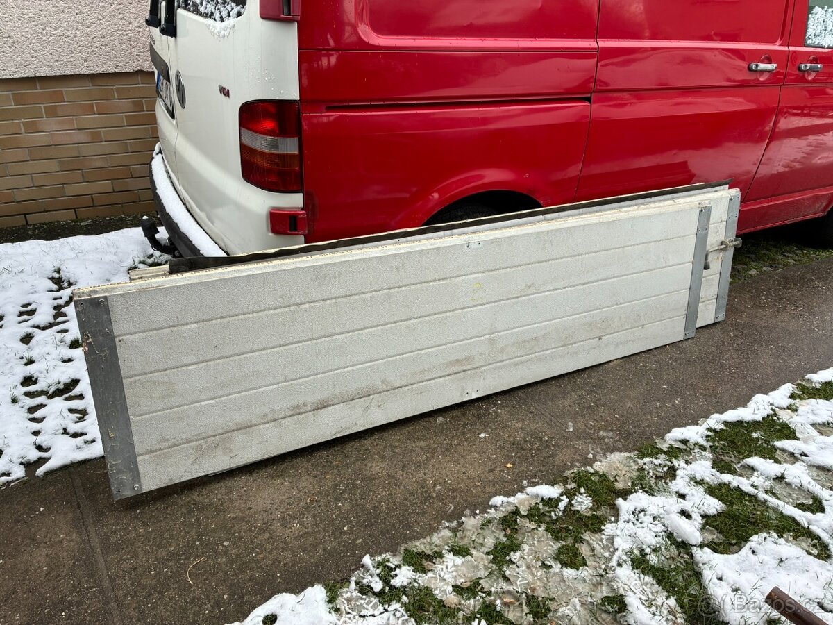 Sekční garážová vrata - 2