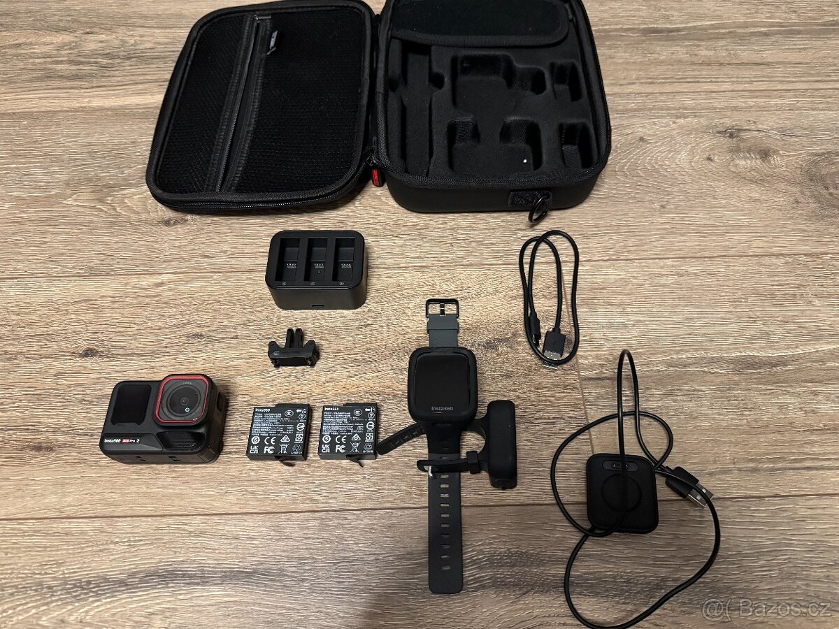 Insta360 Ace Pro 2 Dual Batterry + GPS Preview Remote - 2