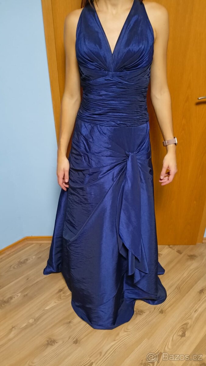 KRÁSNÉ LUXUSNÍ PLESOVÉ ŠATY zn. UNIQUE vel. S - 2