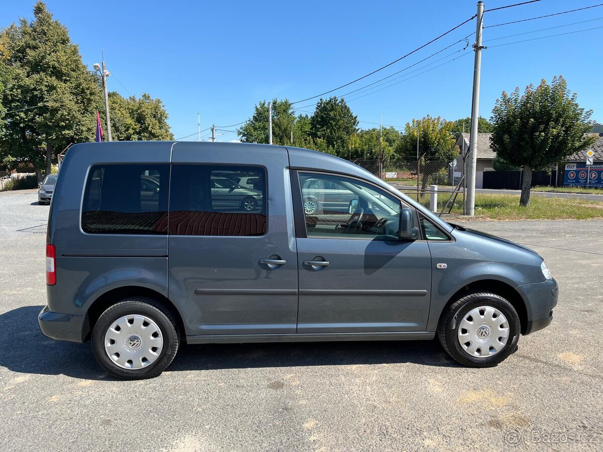 VW CADDY 1.9 TDi SERVISNÍ KNIHA MODEL BEZ FILTRU - 2