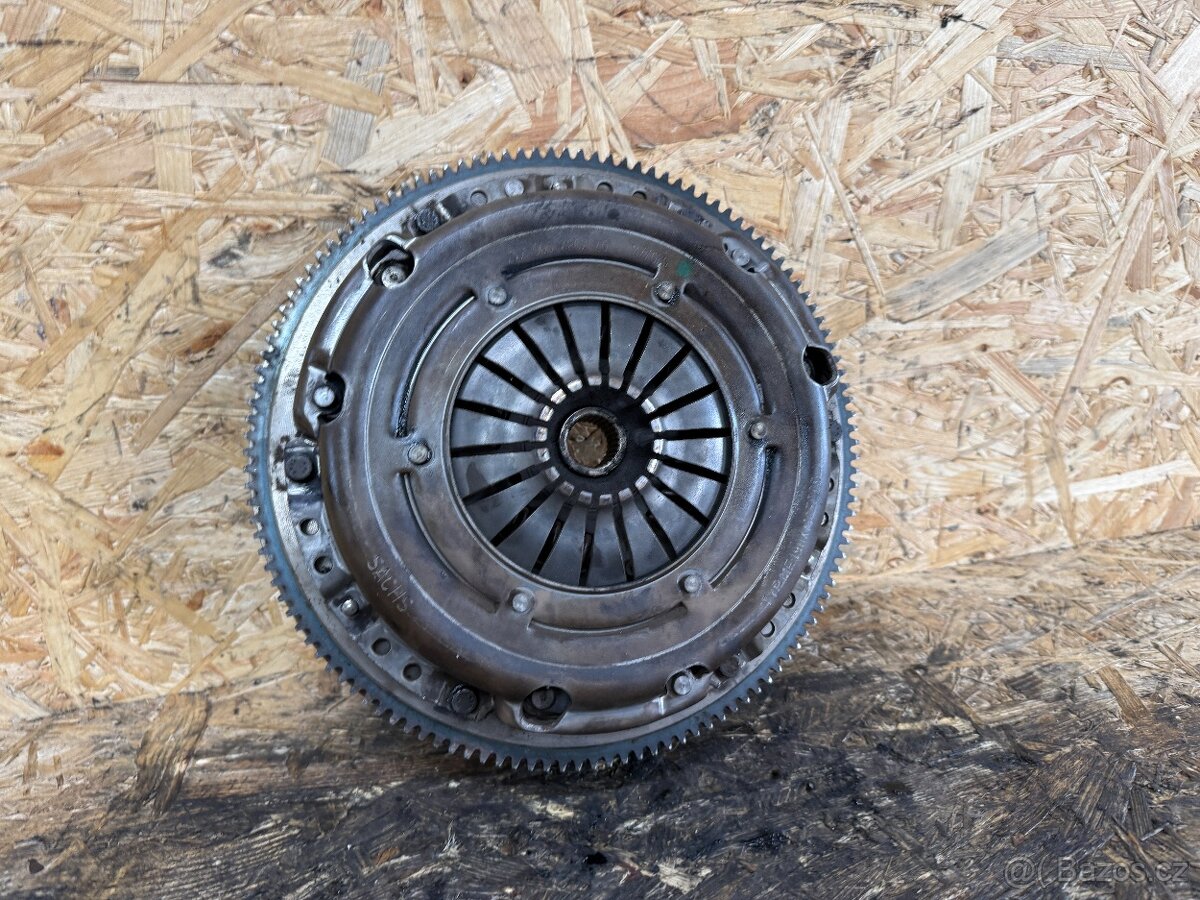 SPOJKOVÁ SADA ŠKODA FABIA 2 1.2 HTP 47KW 03D105333 - 2