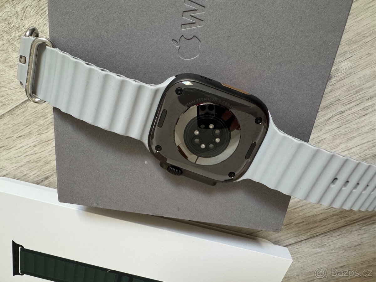 Apple Watch Ultra 2 49mm - 2