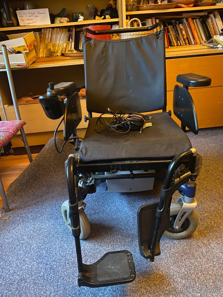 El. invalidní vozík - 2