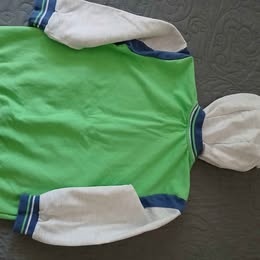 Chlapecká mikina vel.122 (5-6 let) - 2