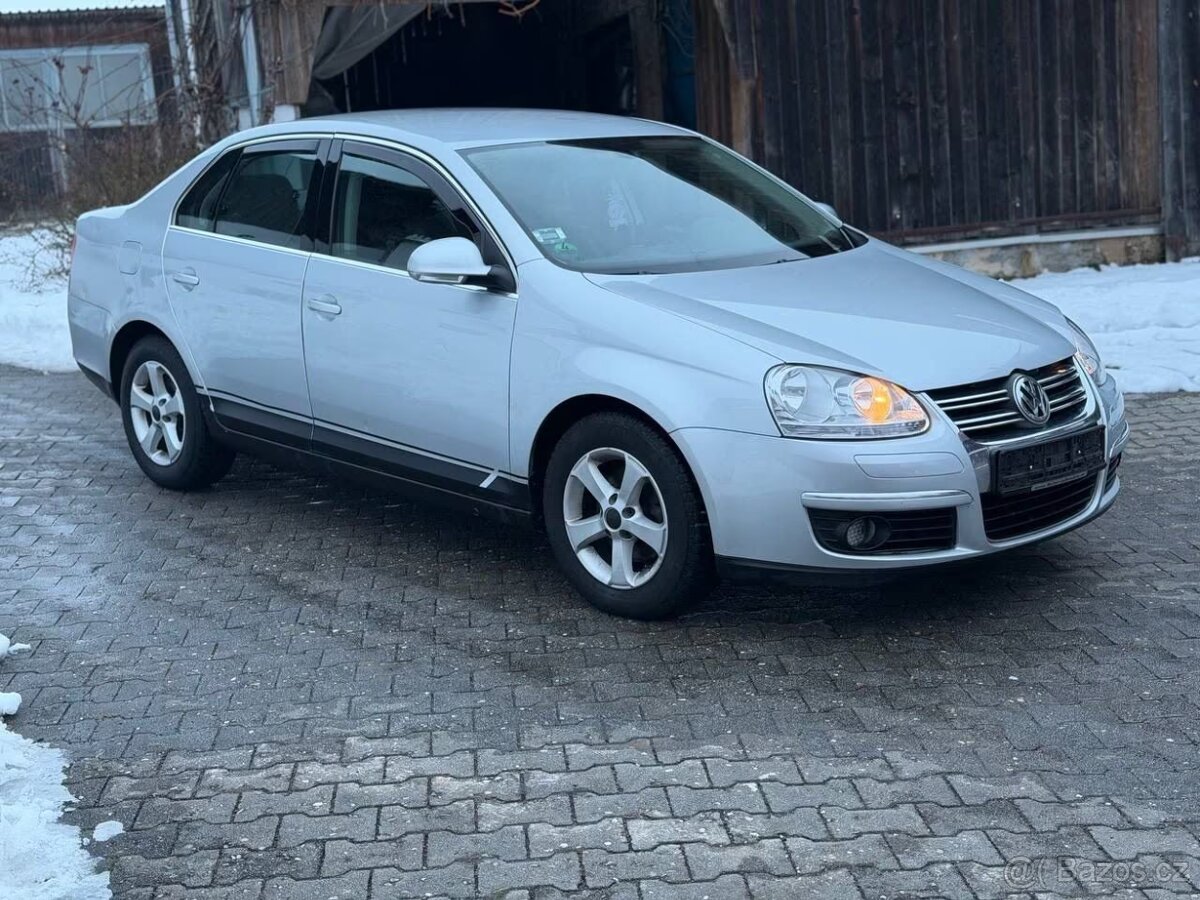 VW JETTA 1.6 FSI TOP STAV - 2