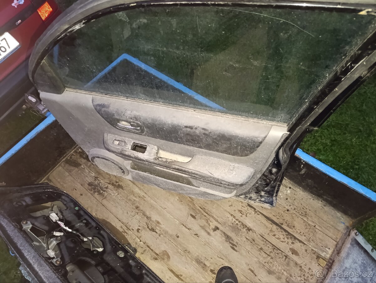 Dveře Nissan X-trail levně - 2