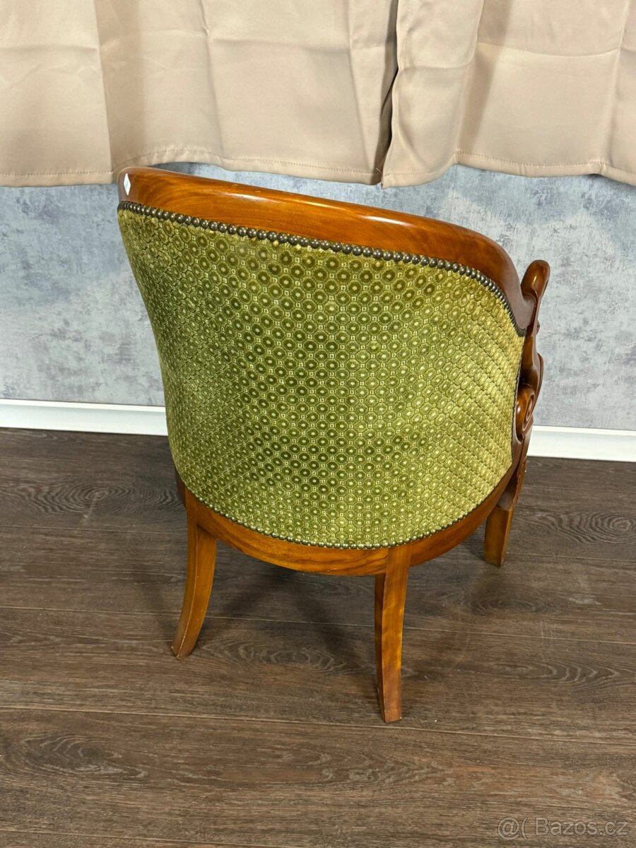 Starožitné křeslo (142002) - 2