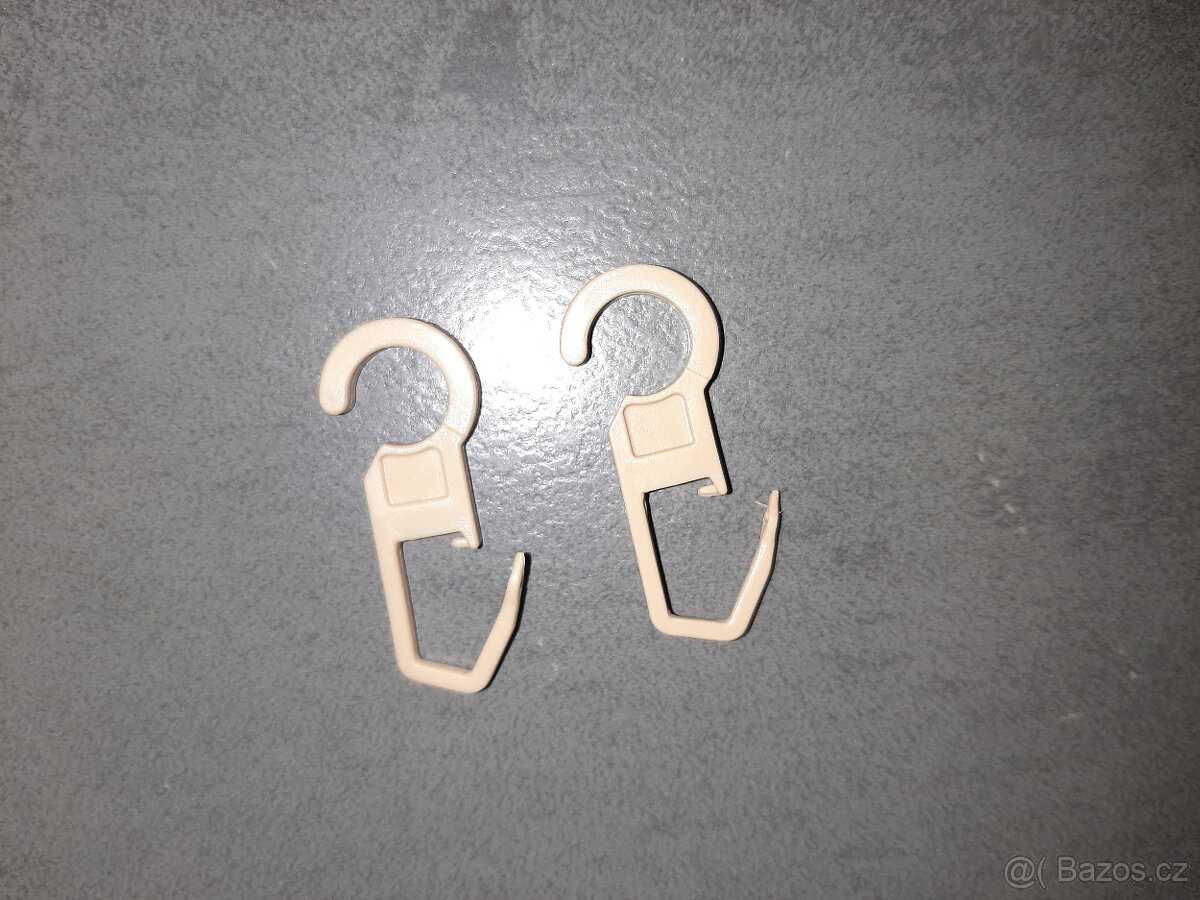 Háčky na záclony - 2