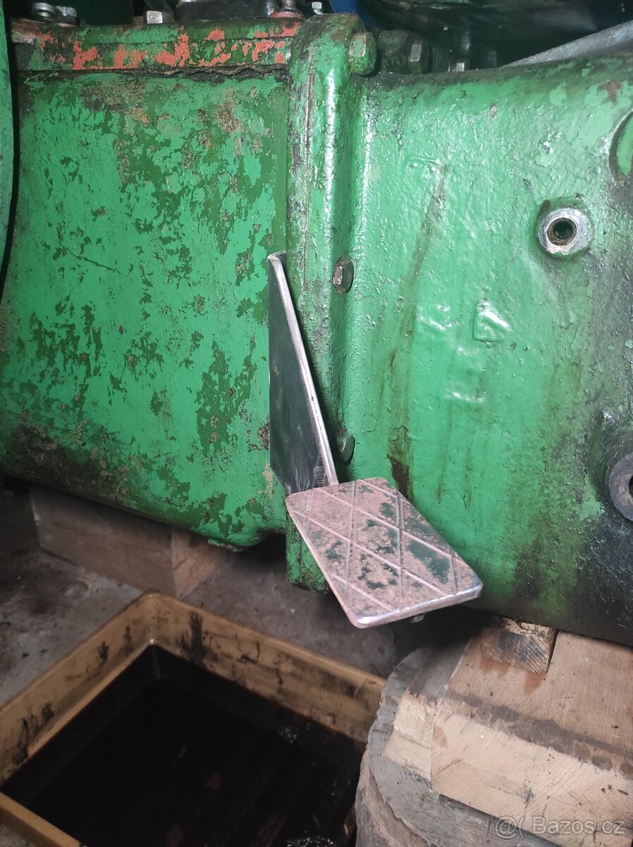 Stupačka pro Zetor 25 A, K - 2