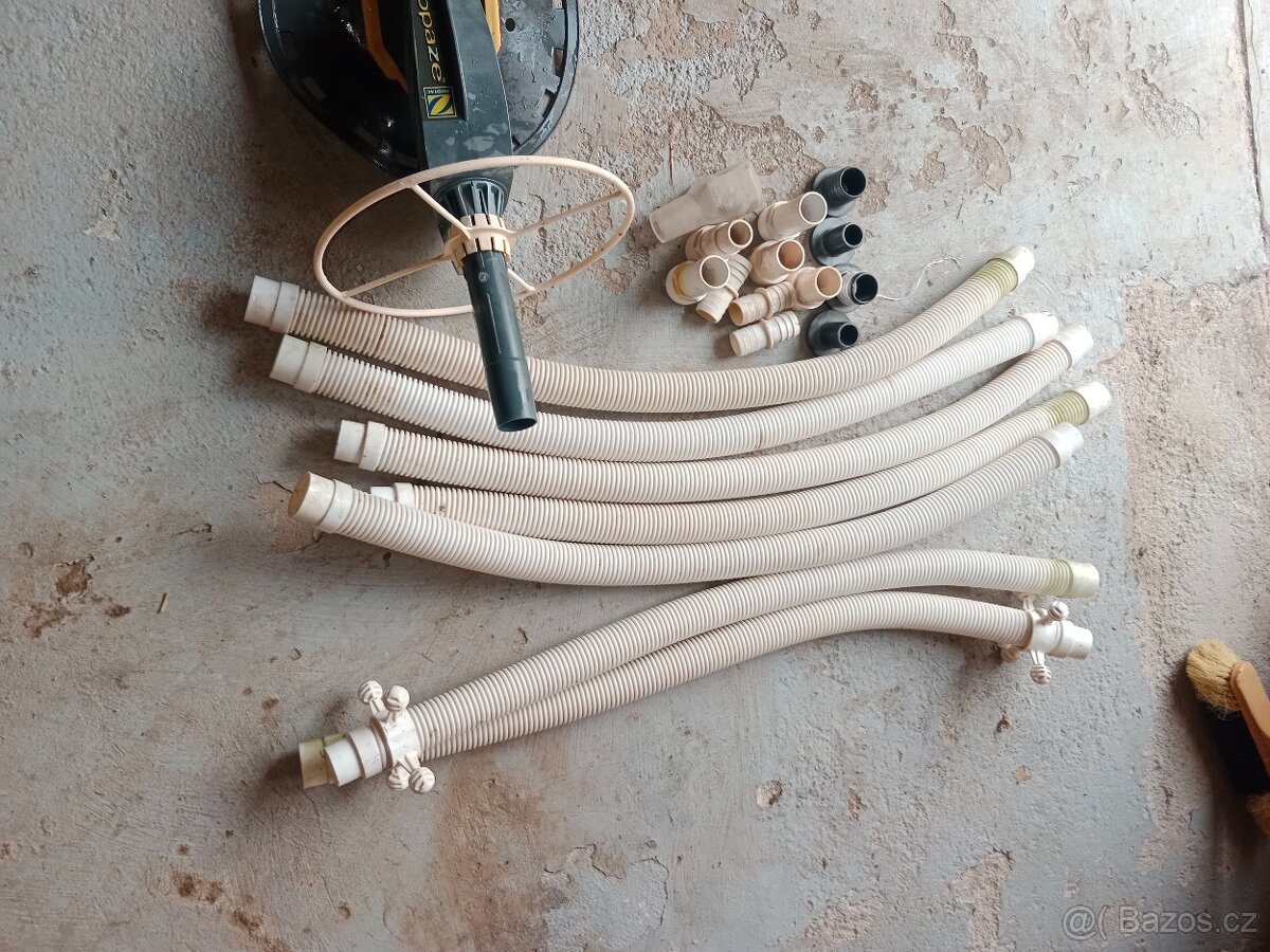 Bazénový vysavač - 2