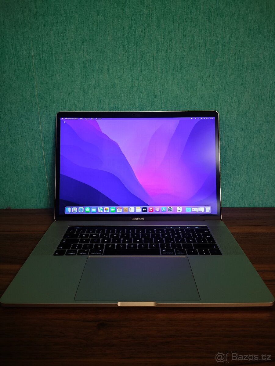 MacBook Pro 15 2016 | i7 • 16GB • 256GB SSD - 2