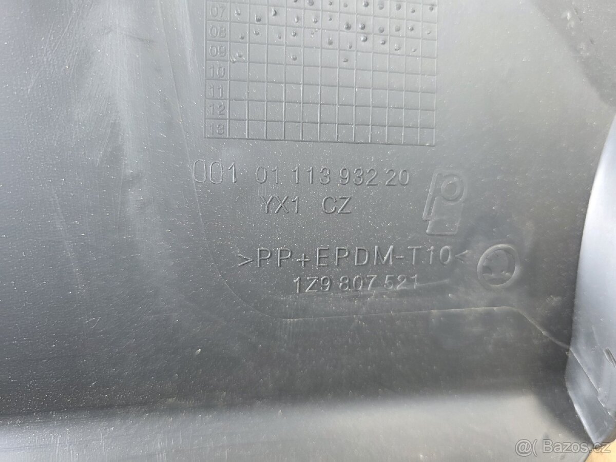 Spoiler lišta Škoda Octavia 2 combi - 2
